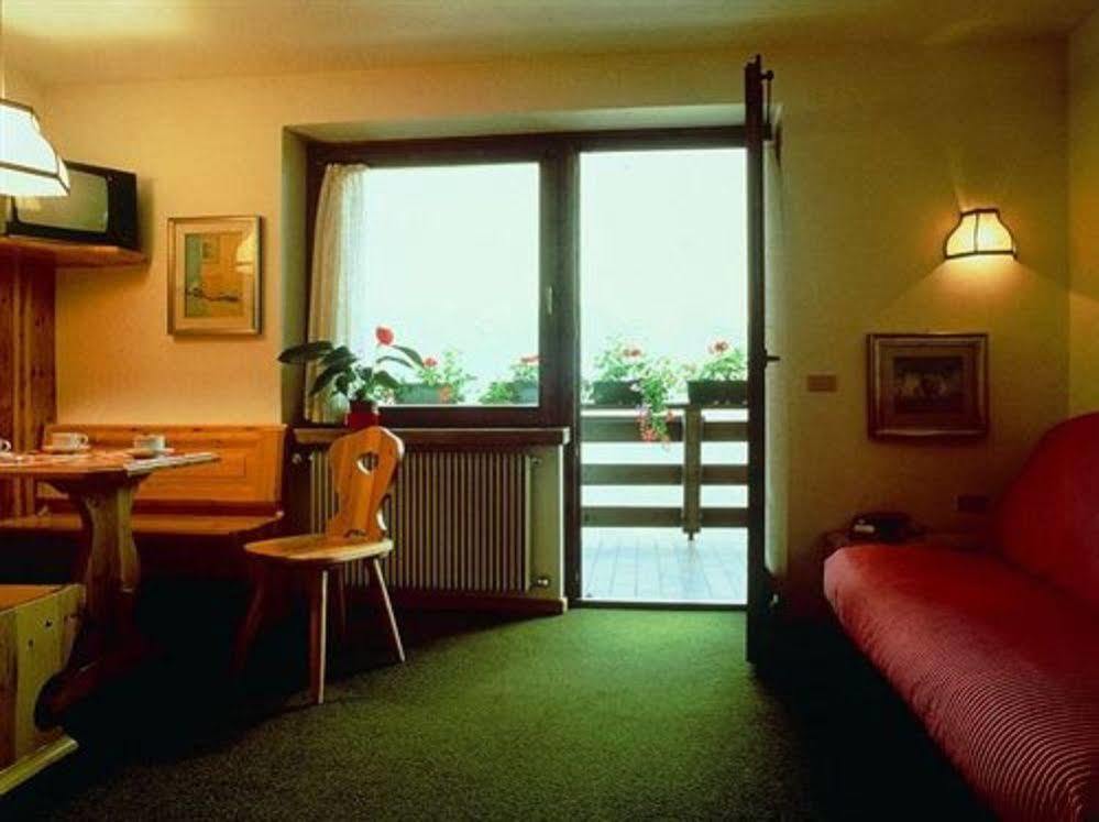 Hotel Resort Veronza Cavalese Extérieur photo